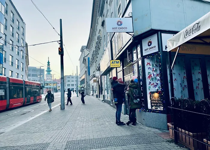 شقة Centrum - Moderny Komfortny براتسيلافا