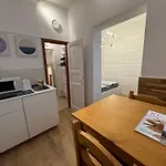 Centrum - Moderny Komfortny 아파트 브라티슬라바