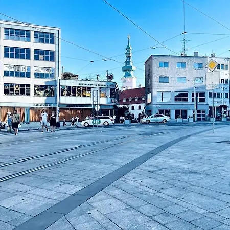 Centrum - Moderny Komfortny * Bratislava